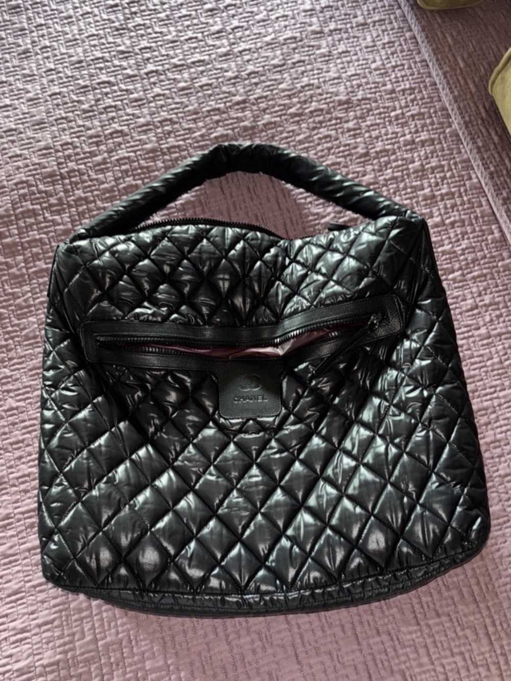 CHANEL Black Quilted Shoulder Bag with Front Zip